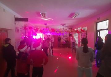 Zabawa Andrzejkowa kl.IV-VIII