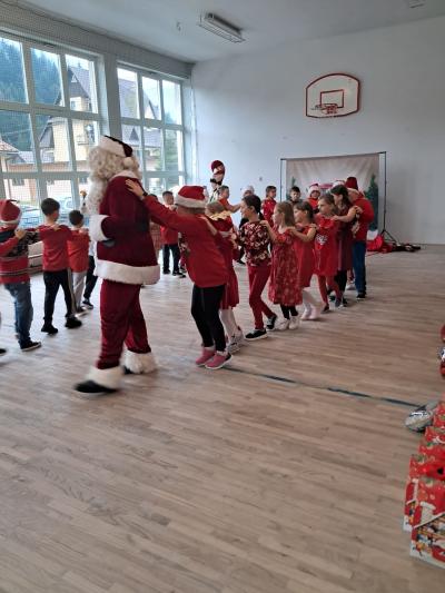 596156377_122114415519036012_2030986036444480701_n (2).jpg