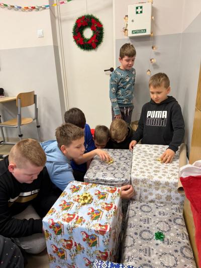 Zdjęcie WhatsApp 2025-12-12 o 19.01.20_66ca46d4.jpg