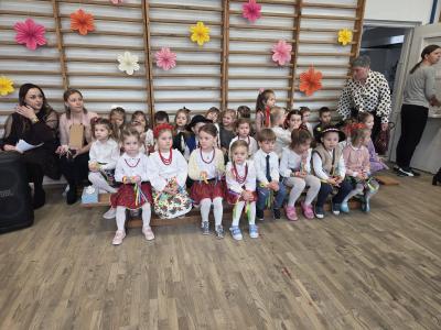 620104118_122119553511036012_2727618720012519061_n (1).jpg