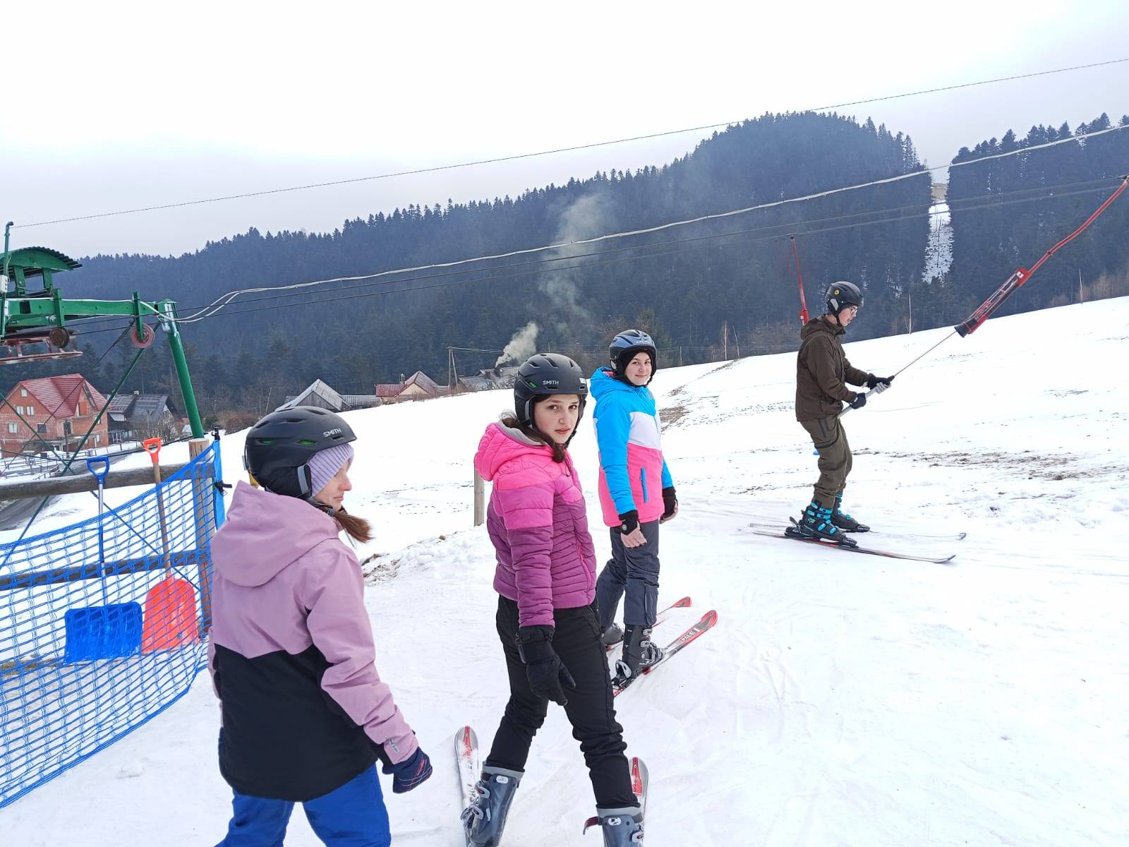 Lekcja wf kl.7 i 8 na Suchej Dolinie